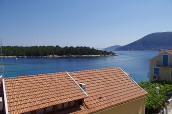 Residencia Faros Suites