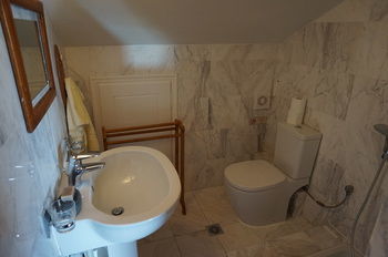 Residencia Faros Suites