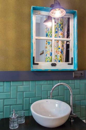 Hostal Groc Rooms
