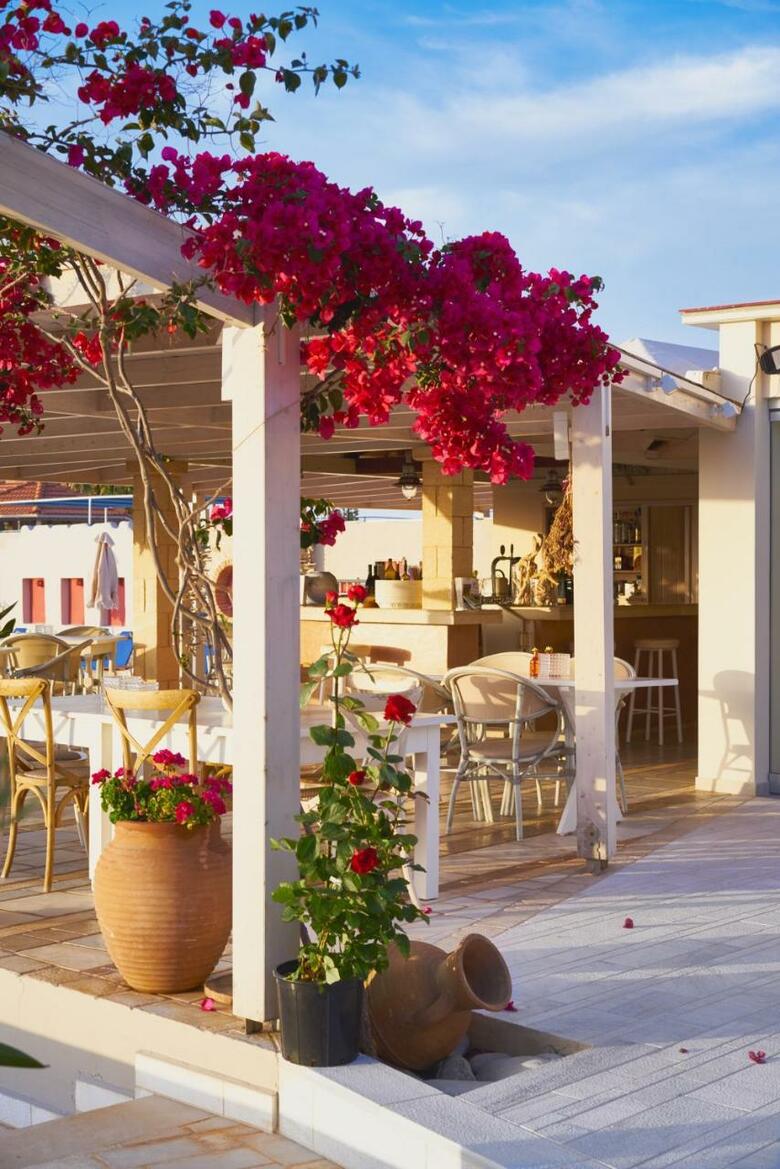 Golden Bay Hotel