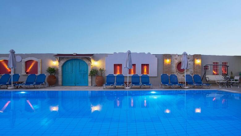 Golden Bay Hotel