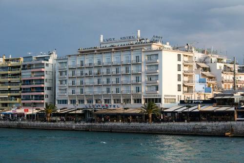 Lucy Hotel