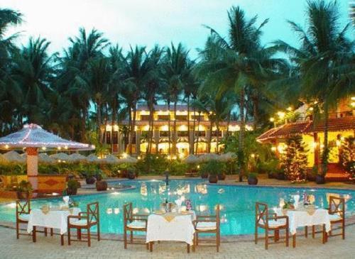 Vinh Suong Seaside Hotel And Resort