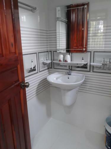 Hostal Peaceful Village Villa
