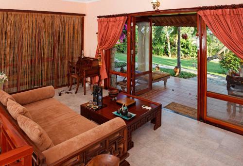 Hotel Takalau Residence & Resort