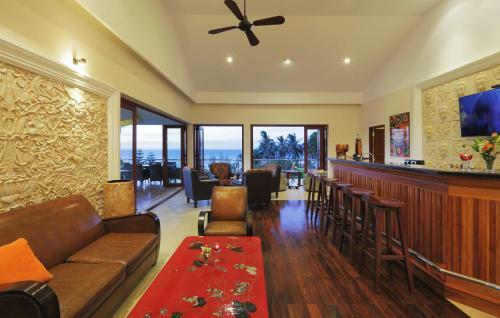 Hotel Takalau Residence & Resort
