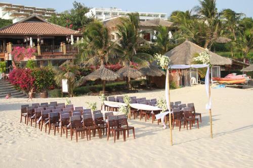 Hotel Poshanu Resort