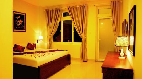 1001 Nights Hotel