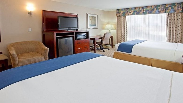 Holiday Inn Express Hotel & Suites College Station