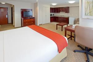 Holiday Inn Express Hotel & Suites College Station