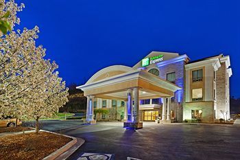 Holiday Inn Express Hotel & Suites Corbin
