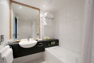 Hotel S/circle Southern Cross