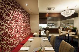 Hotel S/circle Southern Cross