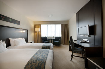 Hotel S/circle Southern Cross