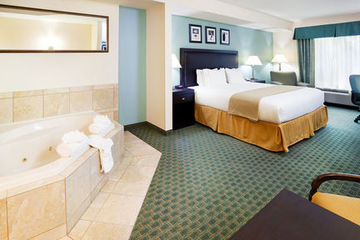Holiday Inn Express Hotel & Suites Lebanon