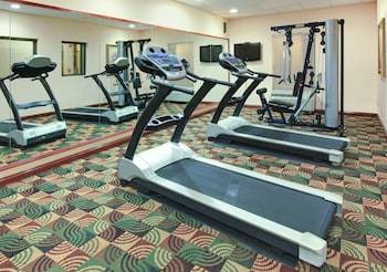 Holiday Inn Express Hotel & Suites Cleveland