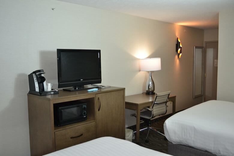 Holiday Inn Express Hotel & Suites Kent State University