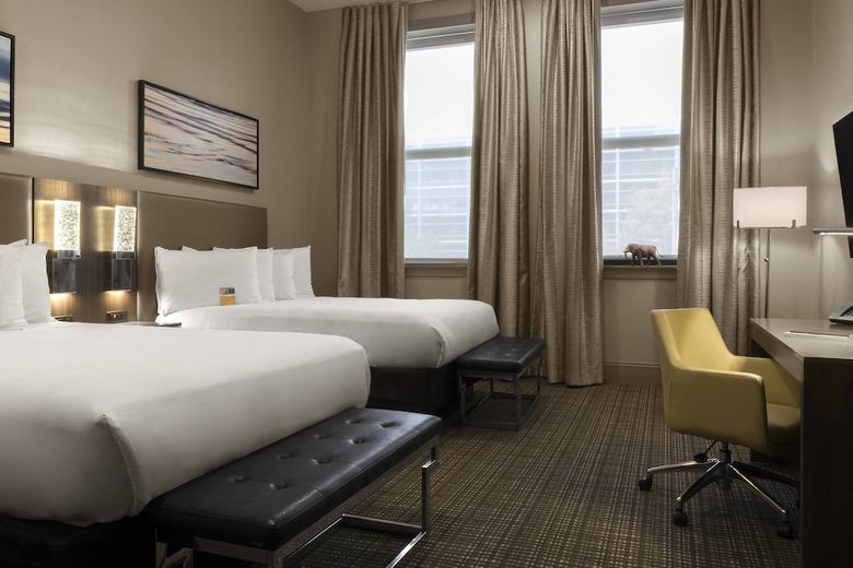 Hotel The Current Iowa Autograph Collection