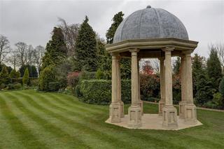 Best Western Rogerthorpe Manor Hotel