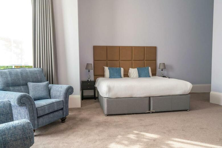 Oatlands Park Hotel