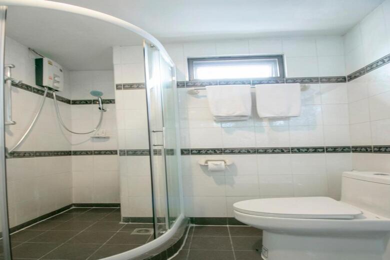Hotel Win Long Place   Service Apartment