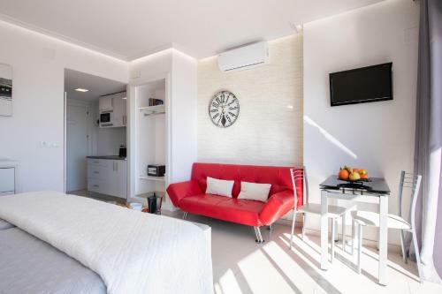 Alicante Skylights Apartments
