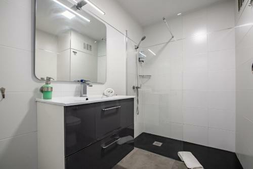 Alicante Skylights Apartments