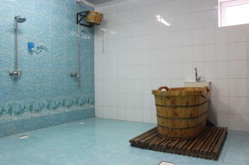 Hostal Tagaytay Karakol Hotel