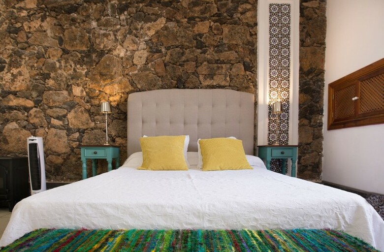 Apartamento El Charco Suites
