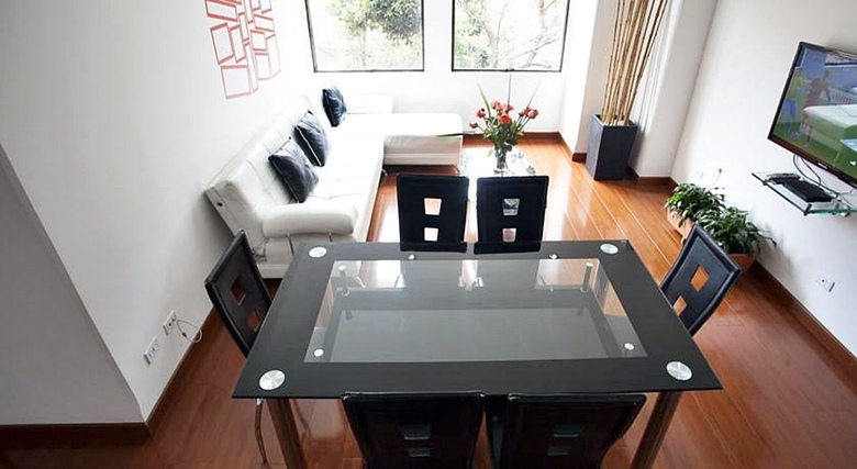 Hotel Cora 96 Street Suites