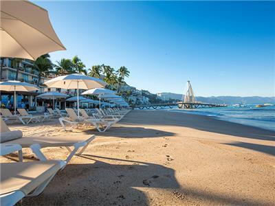 Hotel Los Arcos Suites Vallarta Centro