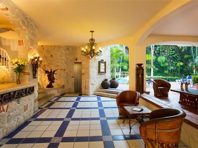 Hotel Los Arcos Suites Vallarta Centro