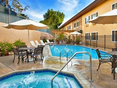 Hotel Ayres Inn Corona East
