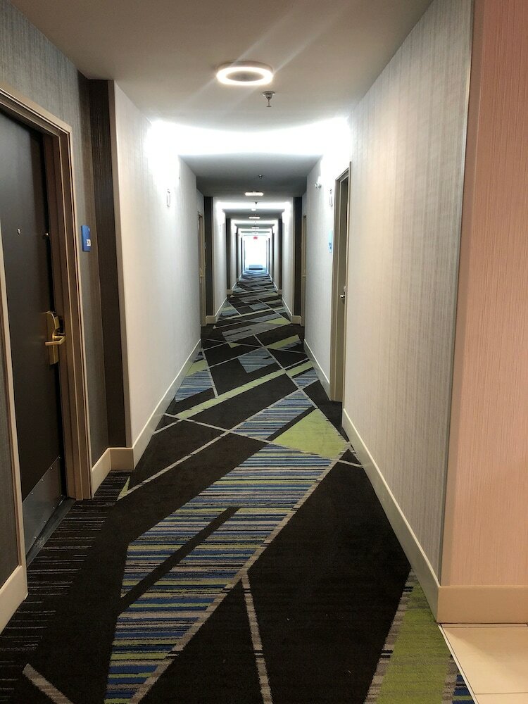 Holiday Inn Express Hotel & Suites Auburn