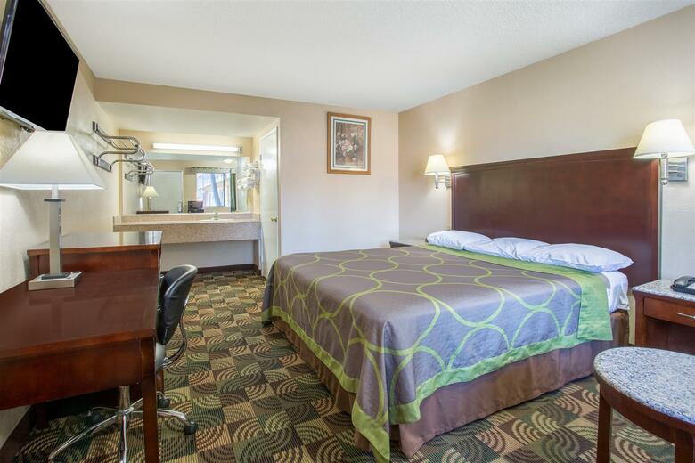 Hotel Super 8 By Wyndham Upland Ontario Ca
