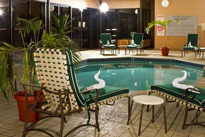 Hotel Doubletree Suites By Hilton Nashville Airport
