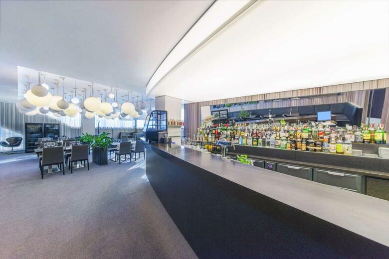 Hotel NH Bratislava Gate One