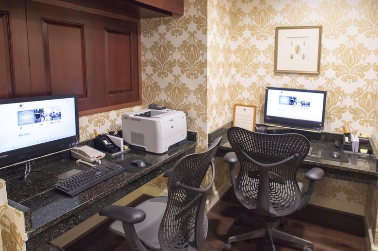 Hotel Doubletree By Hilton Charlesto