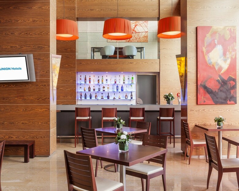 Hotel Ilunion Valencia 4