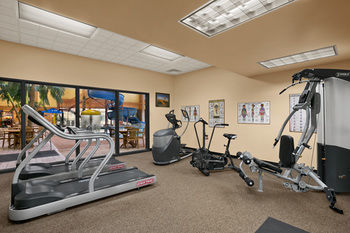 Ramada Plaza Fargo Hotel And C