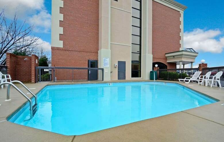 Best Western Greensboro Airport Hotel