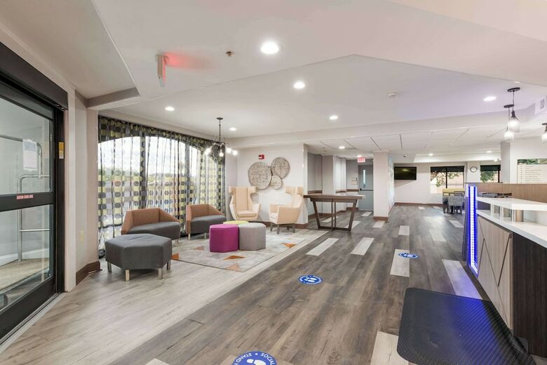 Best Western Greensboro Airport Hotel