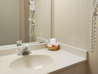 Hotel Ramada Coliseum/greensboro