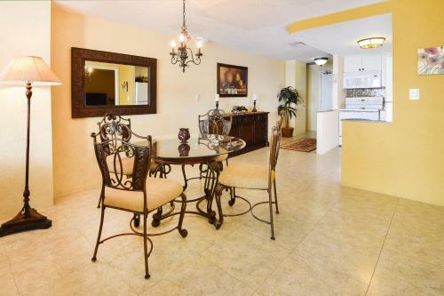 Apartamento El Cantil Condos By Rentals Your Way