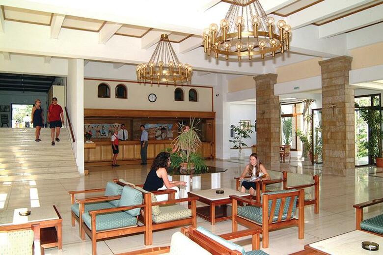 Hotel King Minos Palace