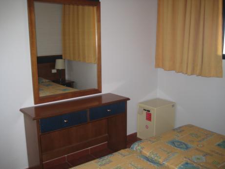 Apartamentos Amadores Beach