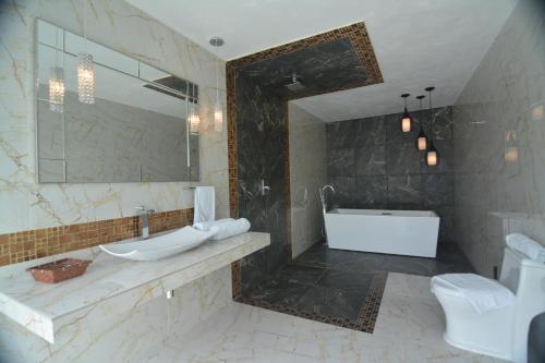 Hotel Cabanas Luxury