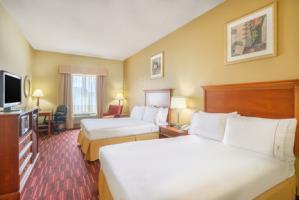 Holiday Inn Express Hotel & Suites Woodbridge