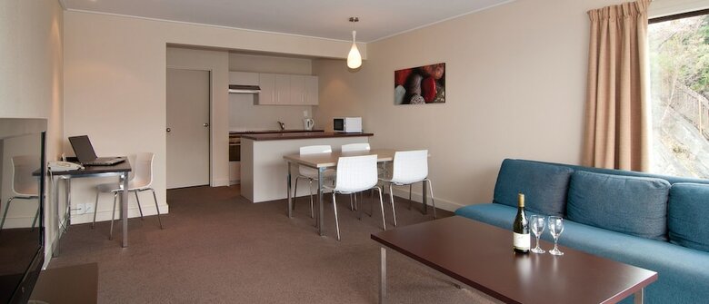 Copthorne Hotel & Apartments Queenstown Lakeview