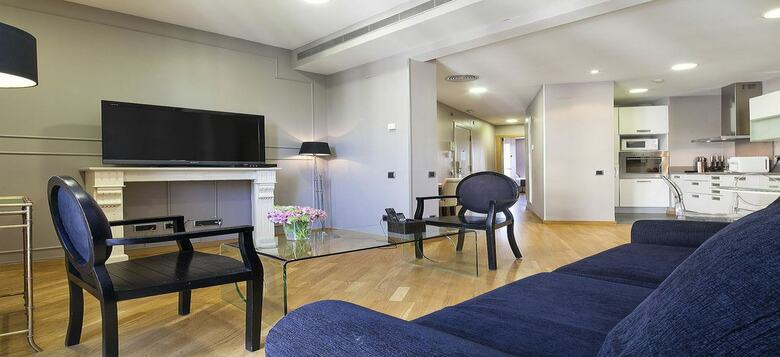 Apartamentos Splendom Suites